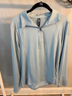 Lukka Lux Light Blue Quarter-Zip Performance Sweater size large